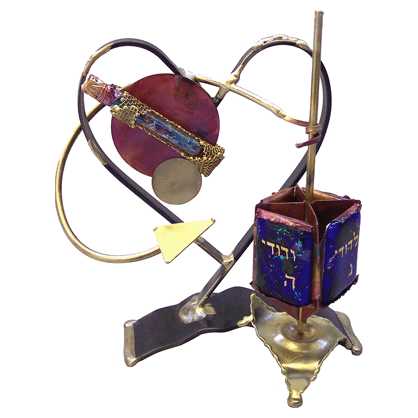 Heart Wedding Glass Keepsake Dreidel And Stand -Perfect For Hanukkah